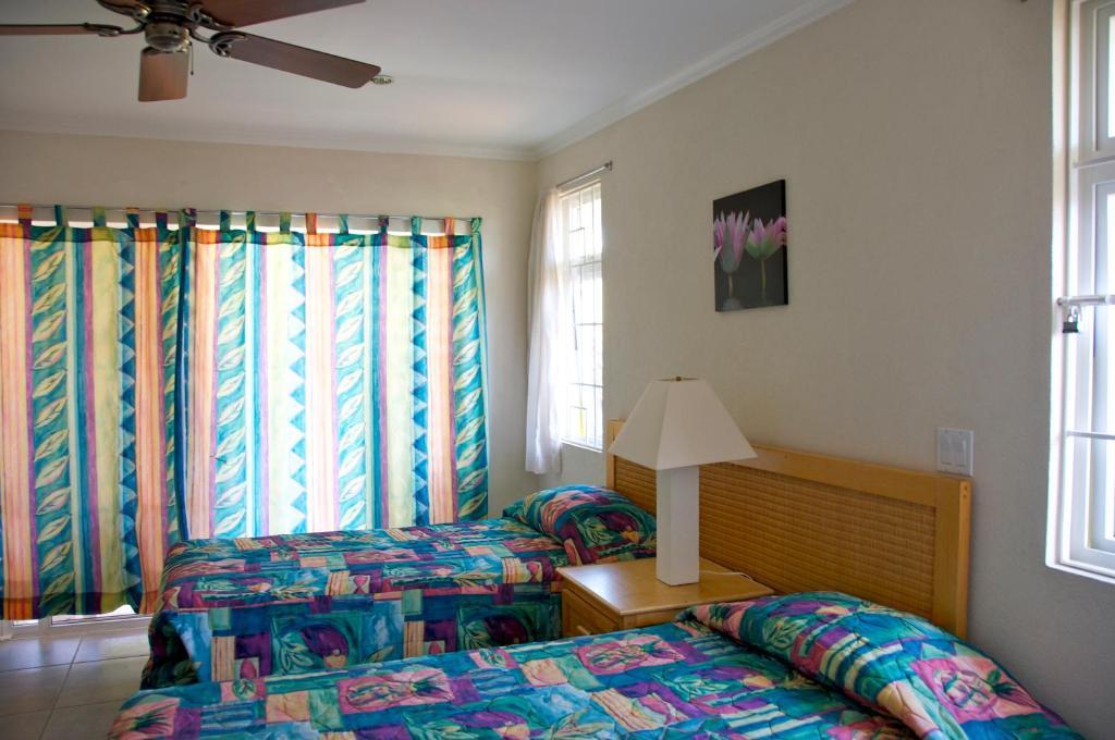Adulo Apartments Bridgetown Phòng bức ảnh