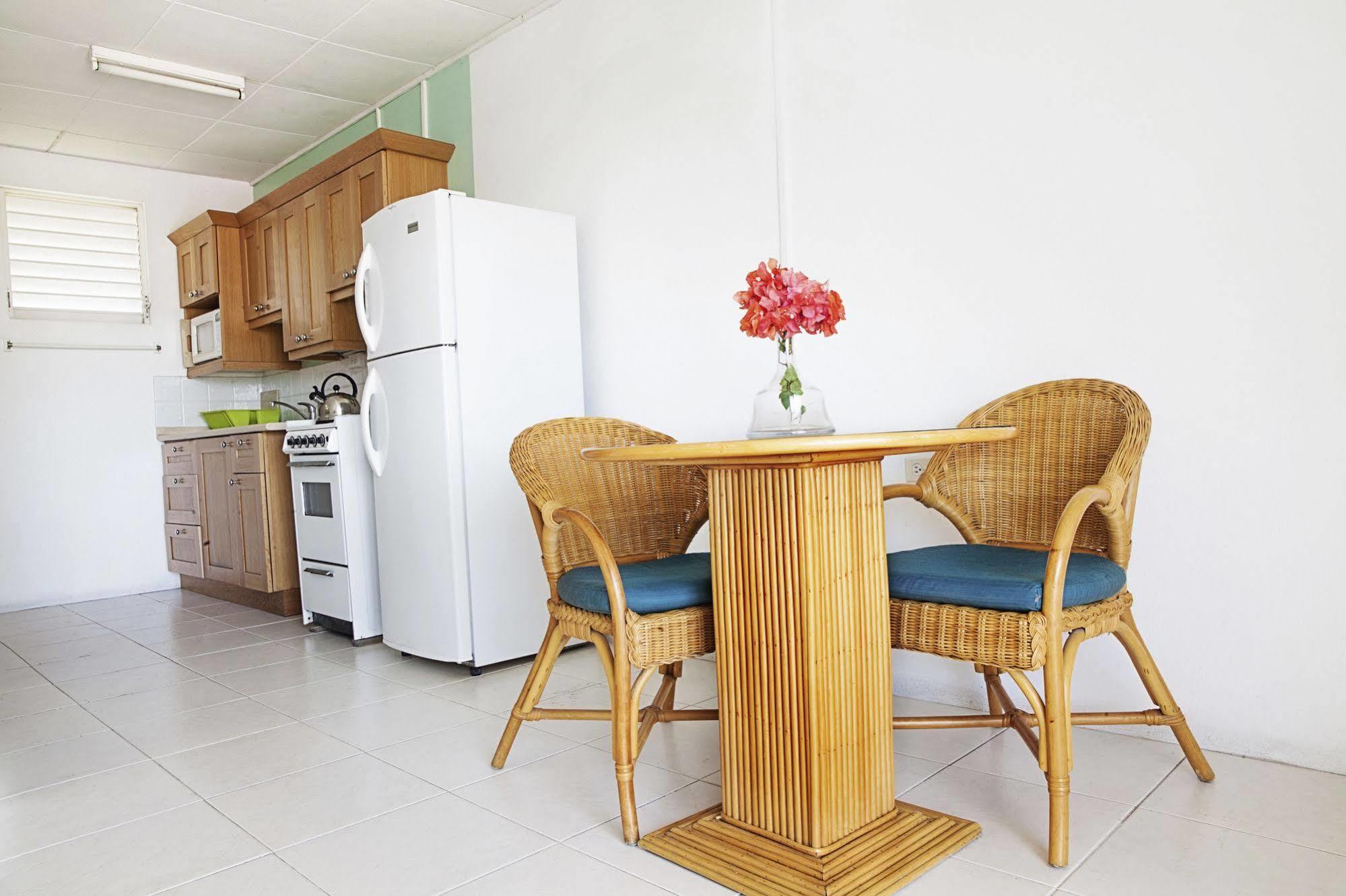 Adulo Apartments Bridgetown Ngoại thất bức ảnh