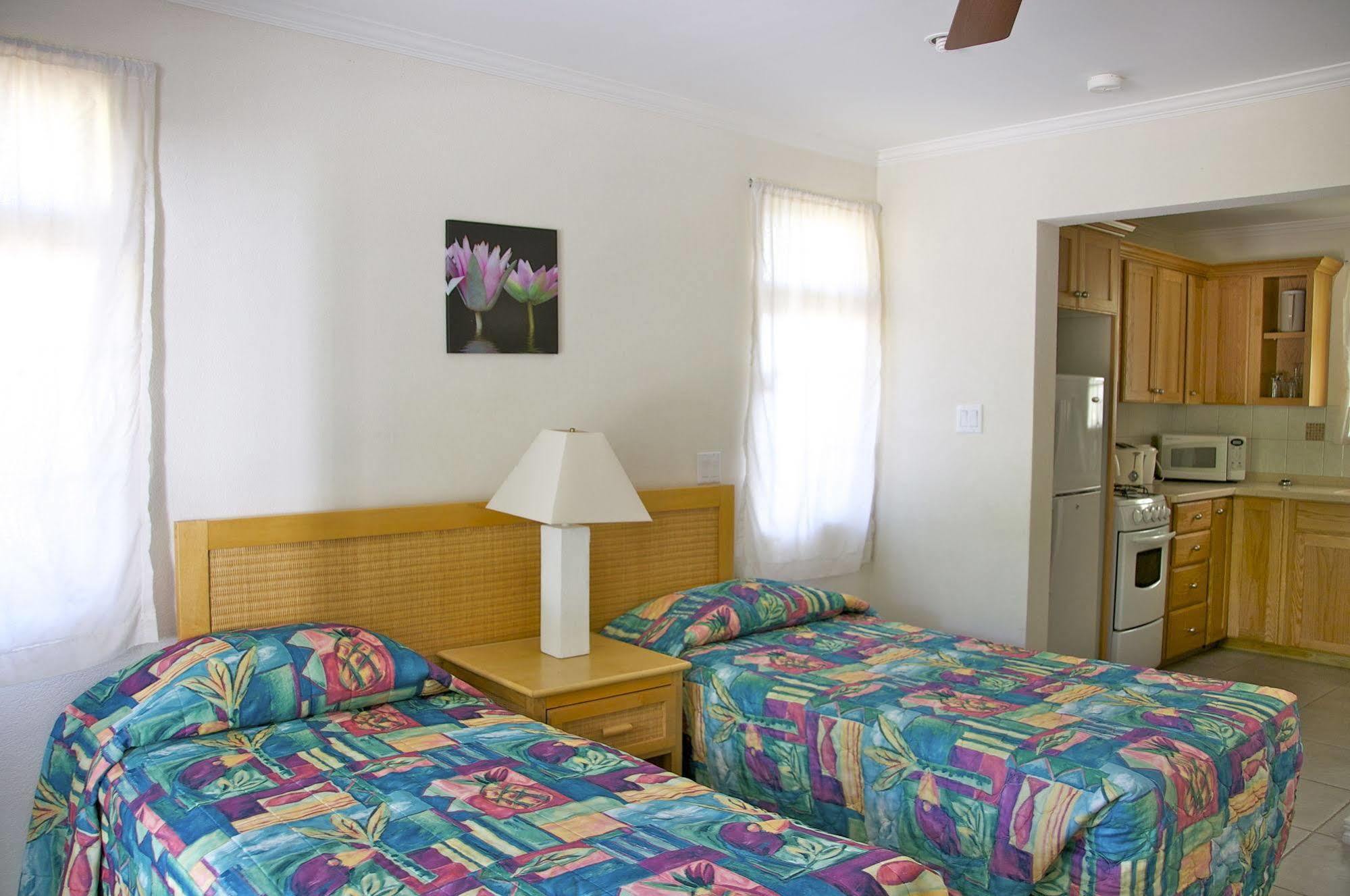 Adulo Apartments Bridgetown Ngoại thất bức ảnh