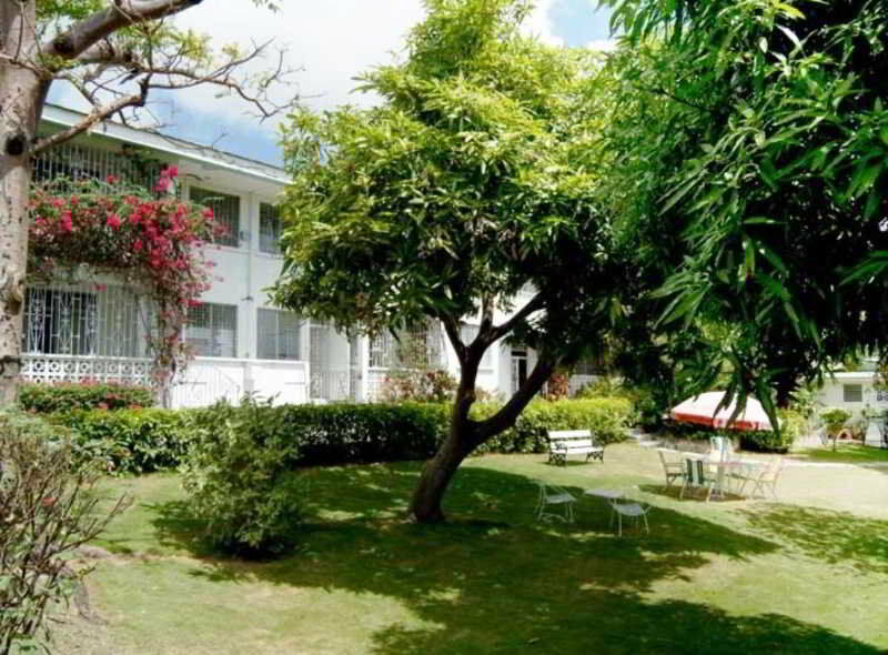 Adulo Apartments Bridgetown Ngoại thất bức ảnh