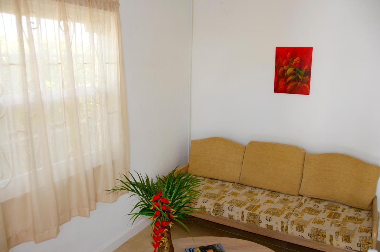 Adulo Apartments Bridgetown Ngoại thất bức ảnh